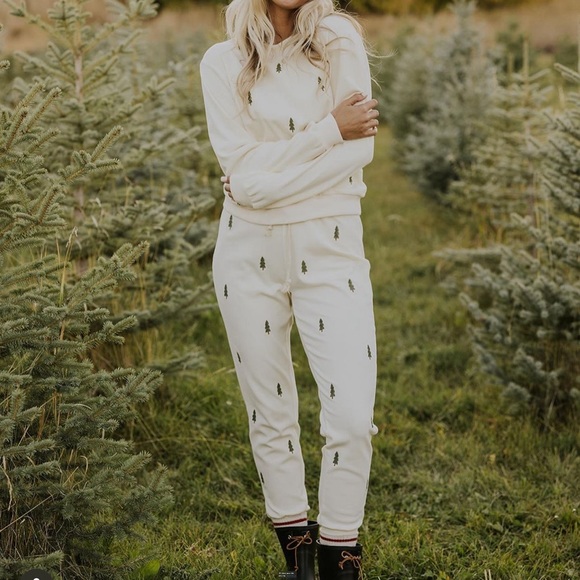 Roolee Other - ROOLEE - Fort Collins Tree Jogger and sweatshirt SET